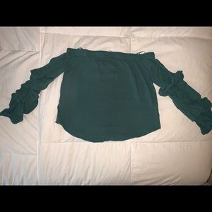 Long sleeve crop